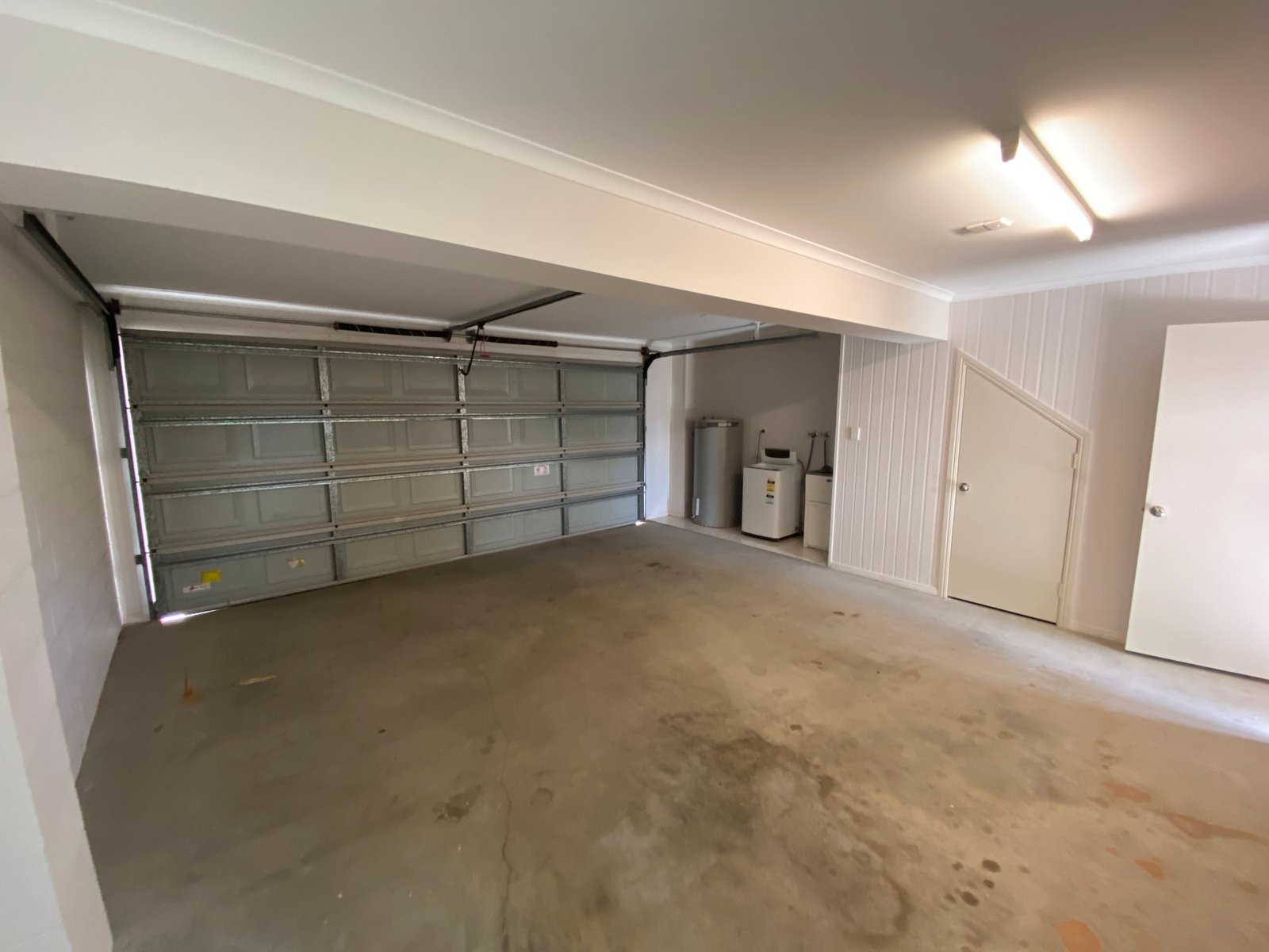 2/18 Pacific Avenue TANNUM SANDS 10