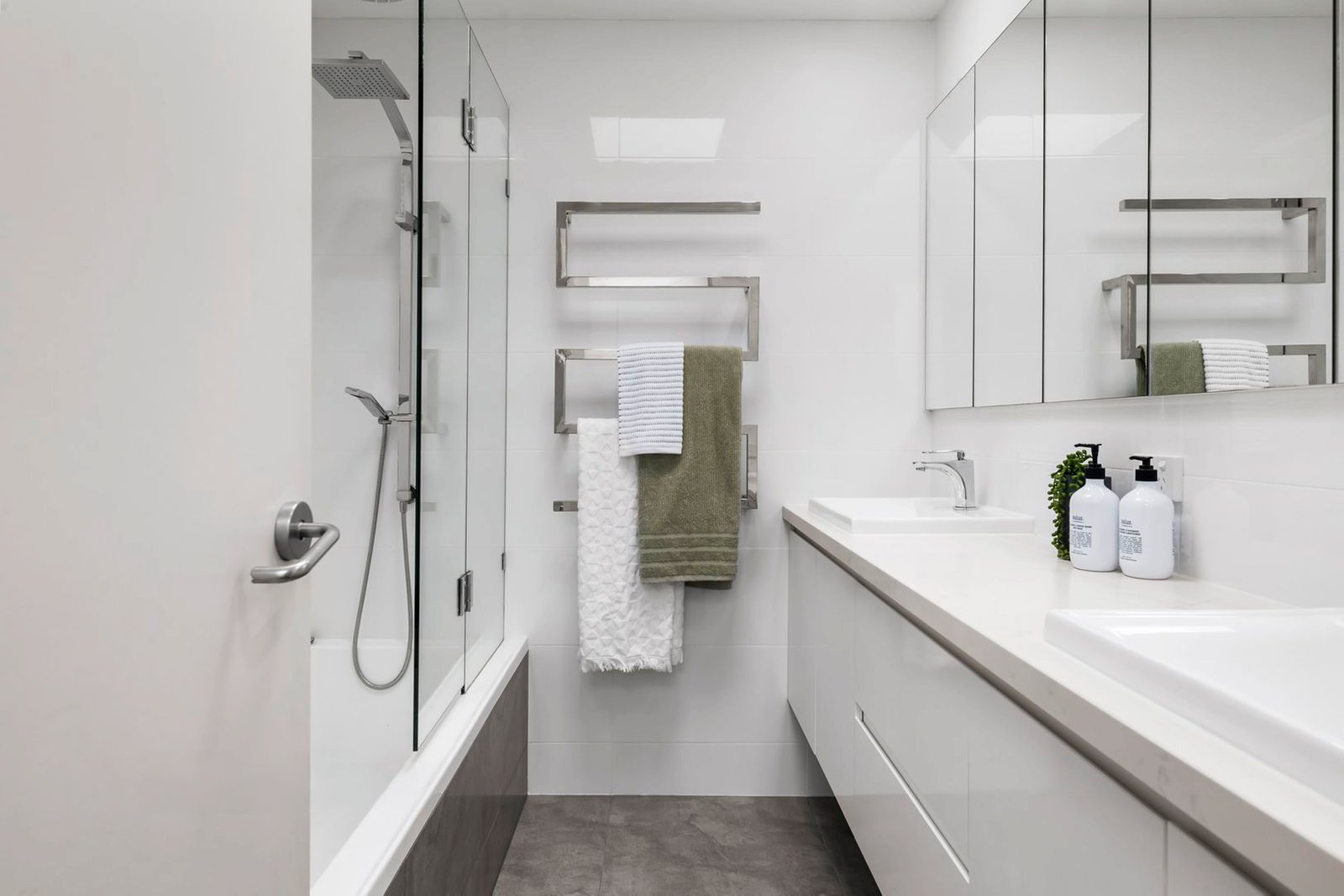 Real Estate and Property in 2/18 Payne Street, Caulfield North, VIC