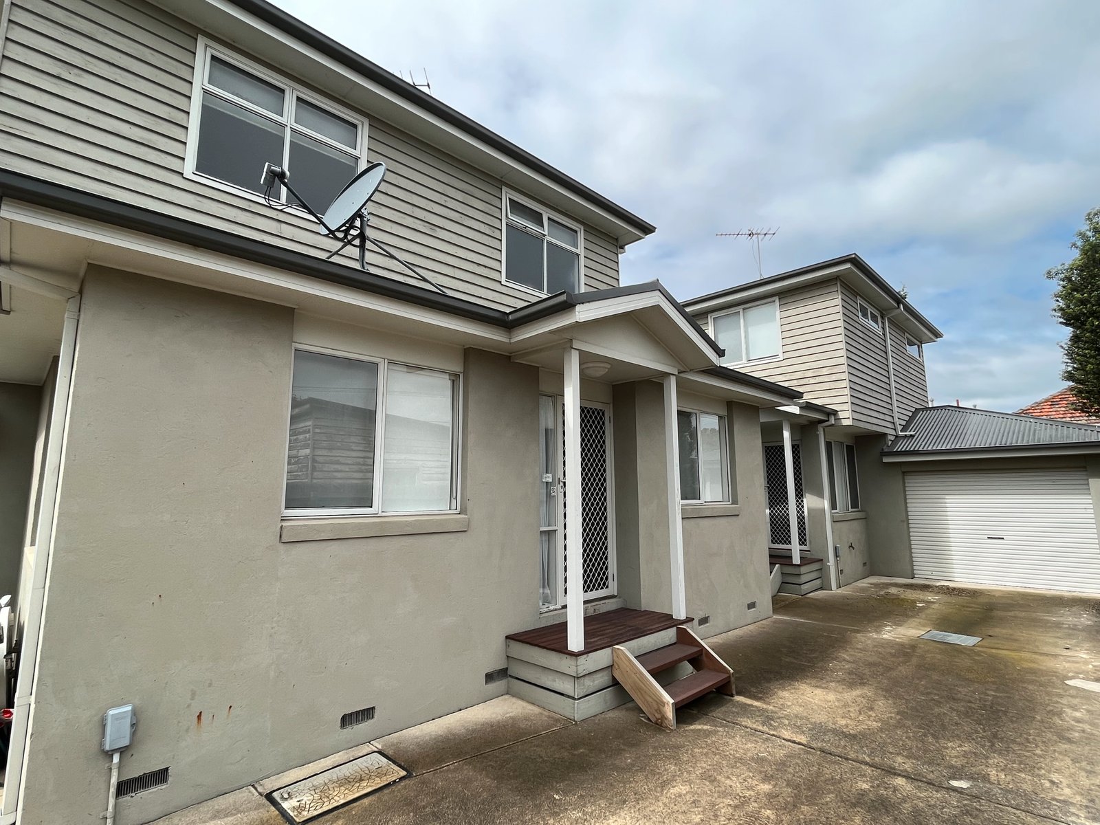 Gallery: 2/18 Portarlington Road