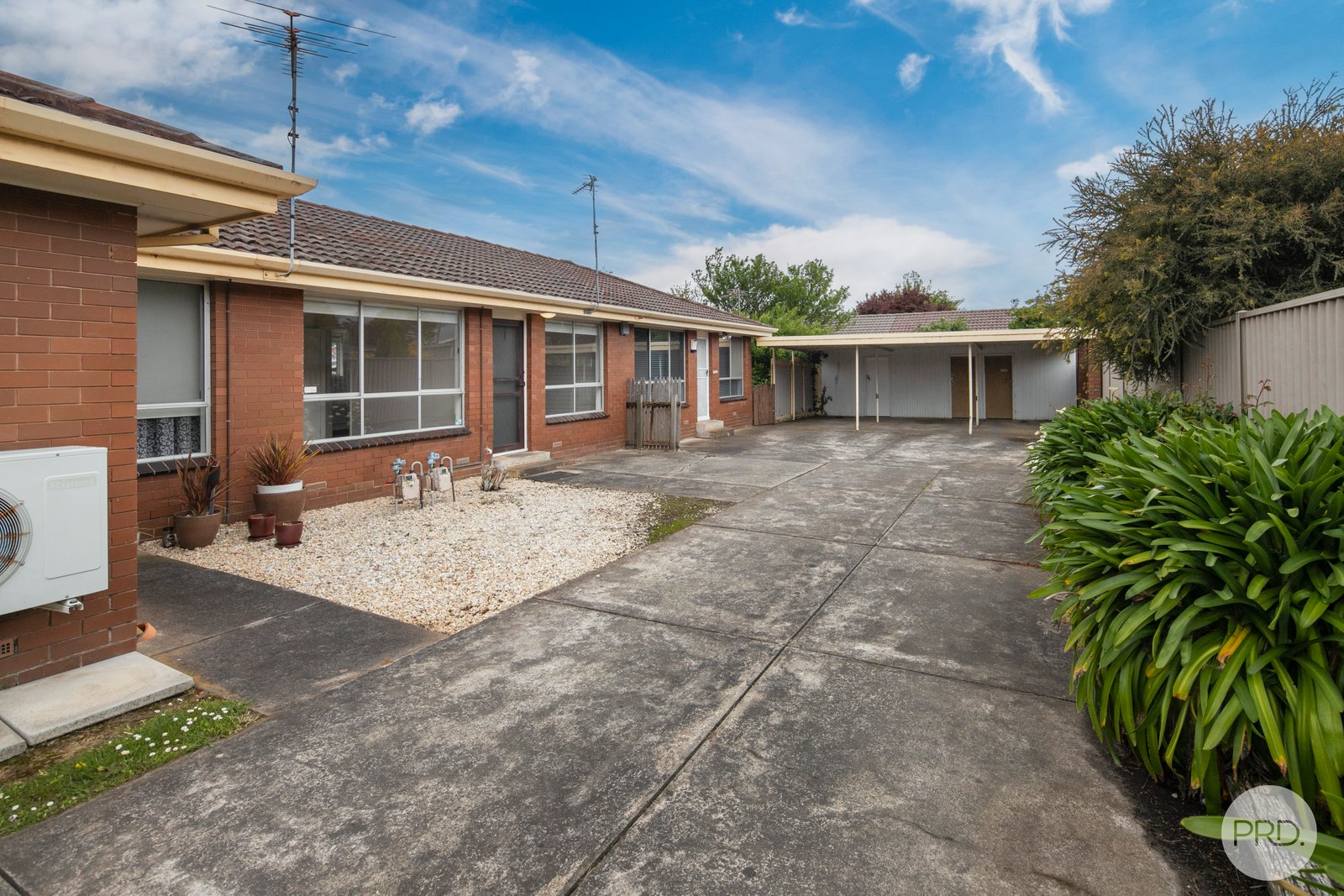 2/18 Romney Street WENDOUREE 10