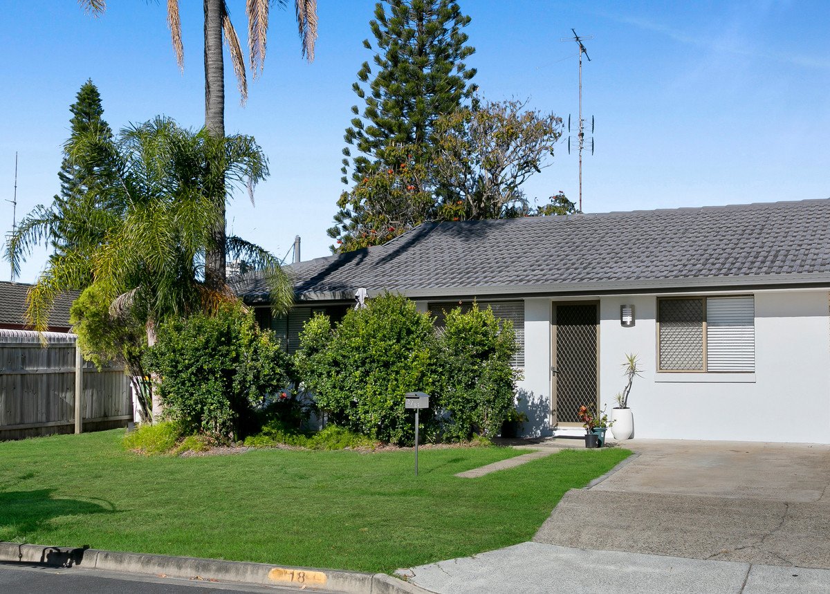 2/18 Snipe Street Miami 14