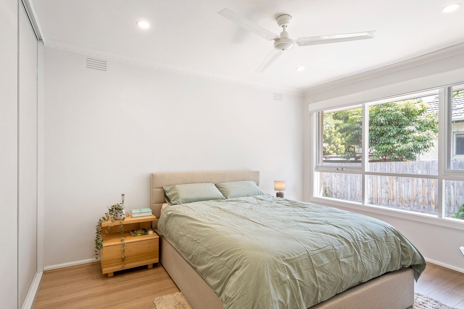 Real Estate and Property in 2/18 Somers Street, Burwood, VIC