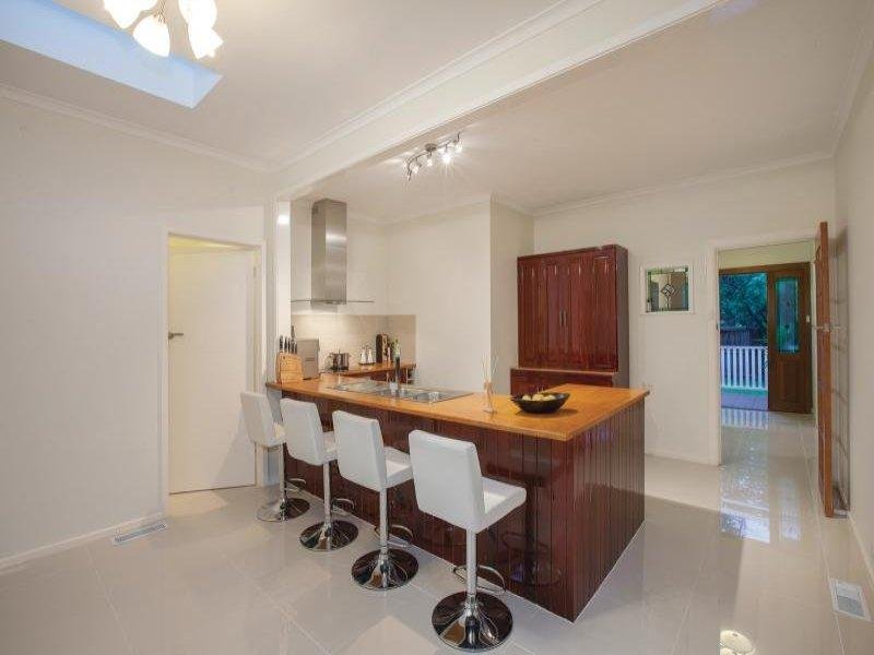 Gallery: 218 South Road