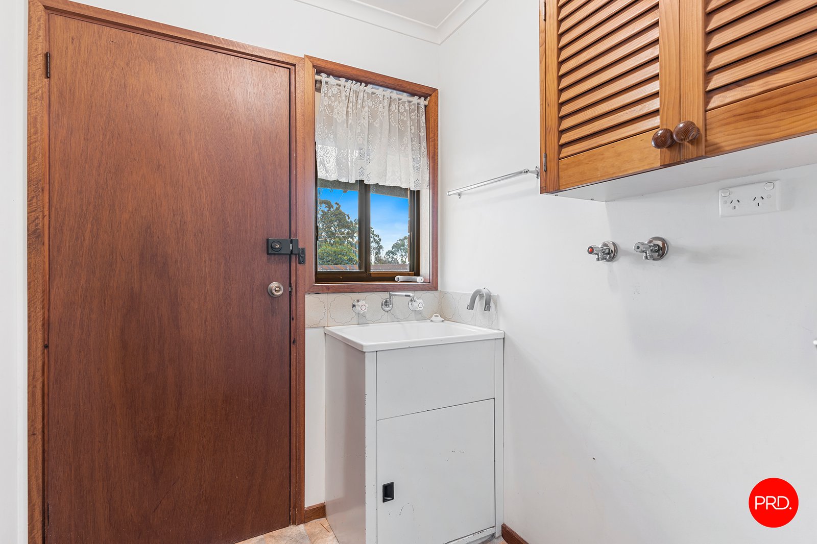 2/18 Watson Avenue EAGLEHAWK 10