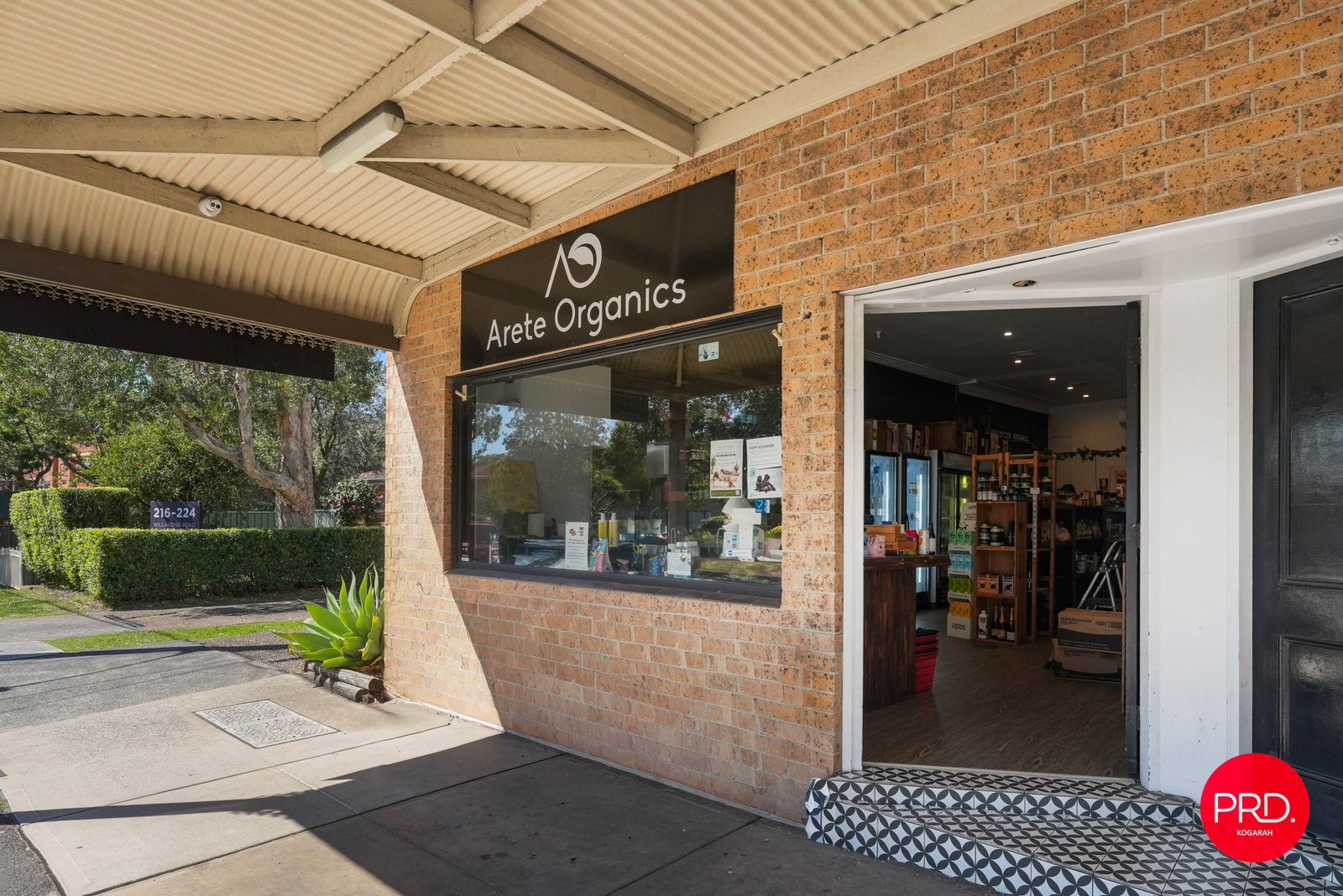 218 Willarong Road CARINGBAH 2