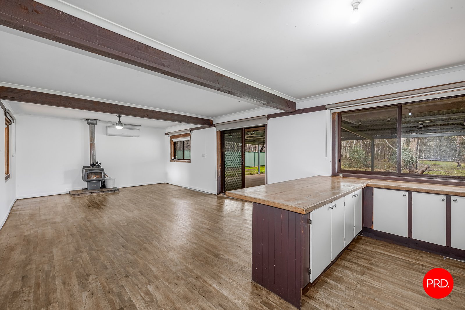 218 Yankee Creek  WELLSFORD 3