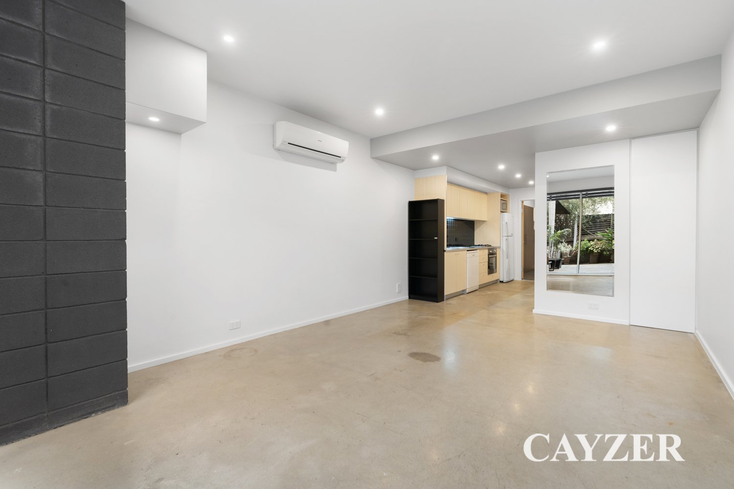 Gallery: 2/181 Bay Street