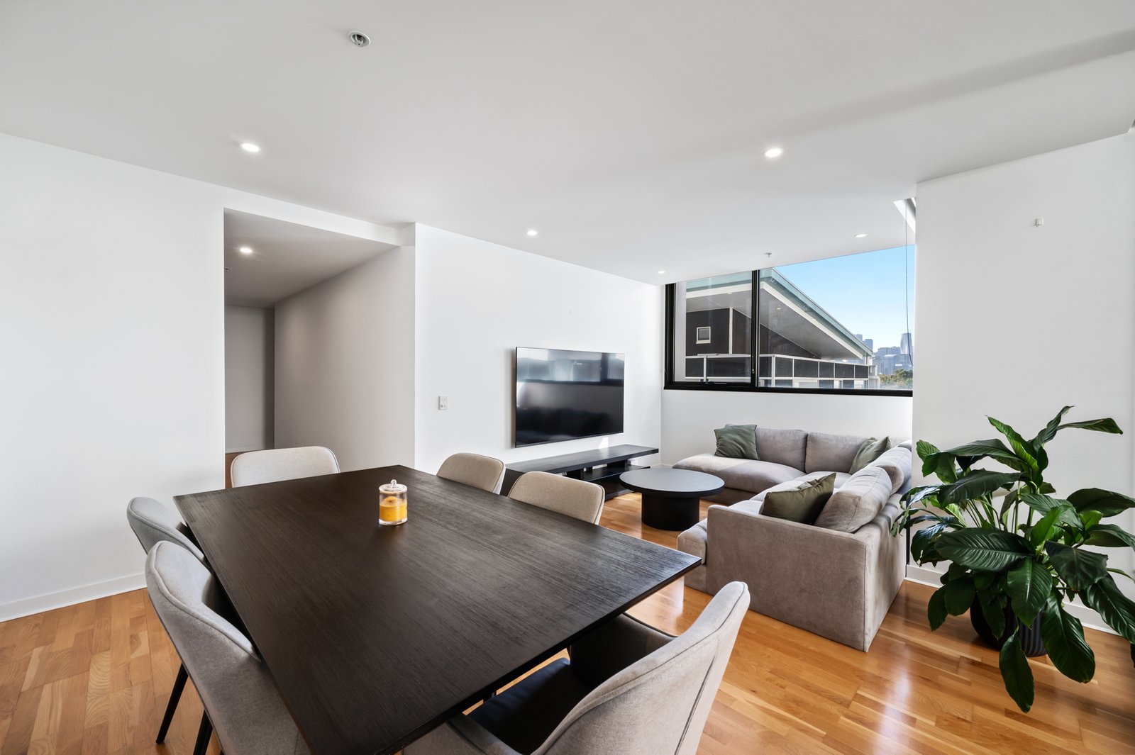 Gallery: 218/232-242 Rouse Street