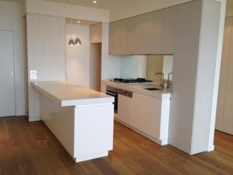 Gallery: 218/380 Bay Street