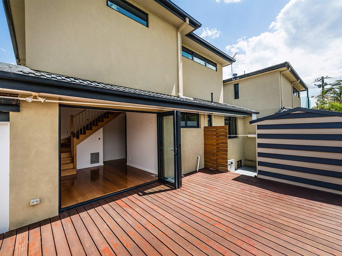 Gallery: 2/184 Beach Road