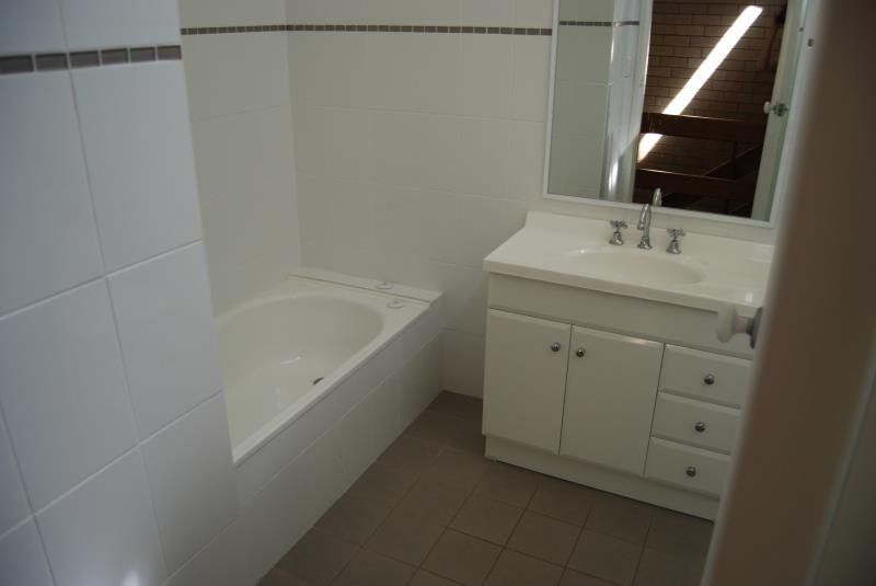 2/185 Forsyth Street WAGGA WAGGA 4