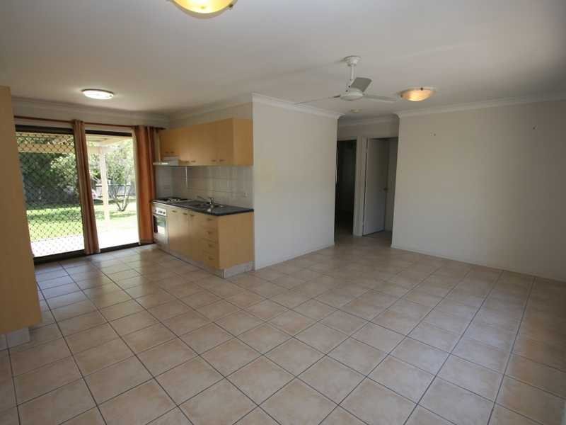 2/188 Currumburra Road ASHMORE 2