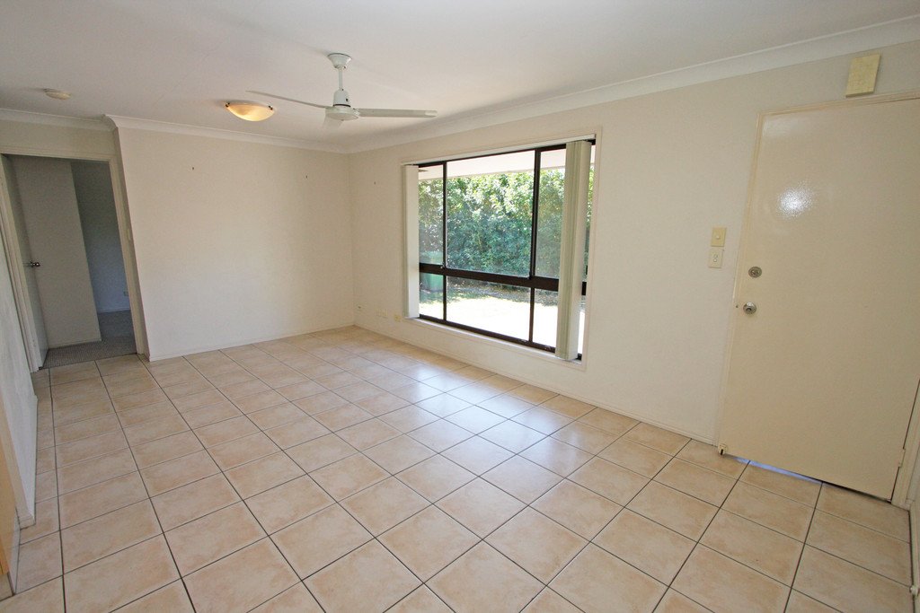 2/188 Currumburra Road ASHMORE 1