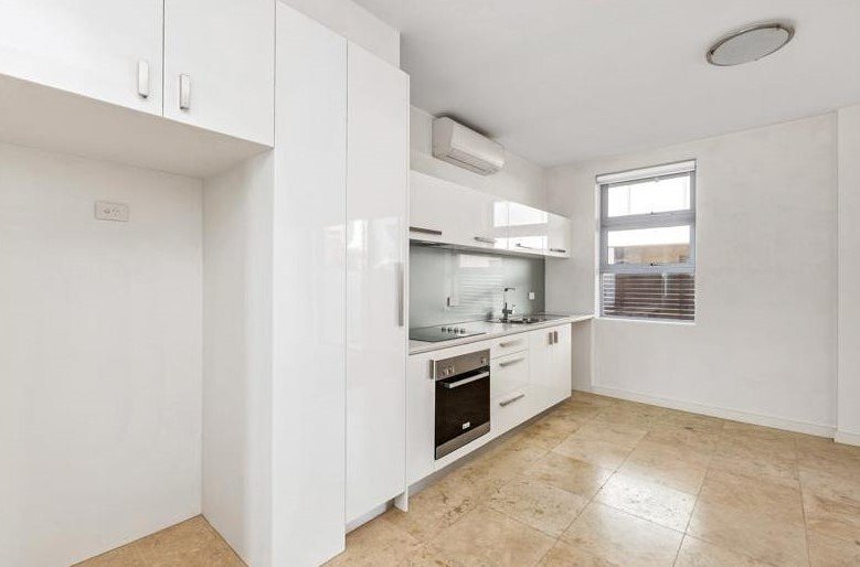 Gallery: 2/189 Geelong Road
