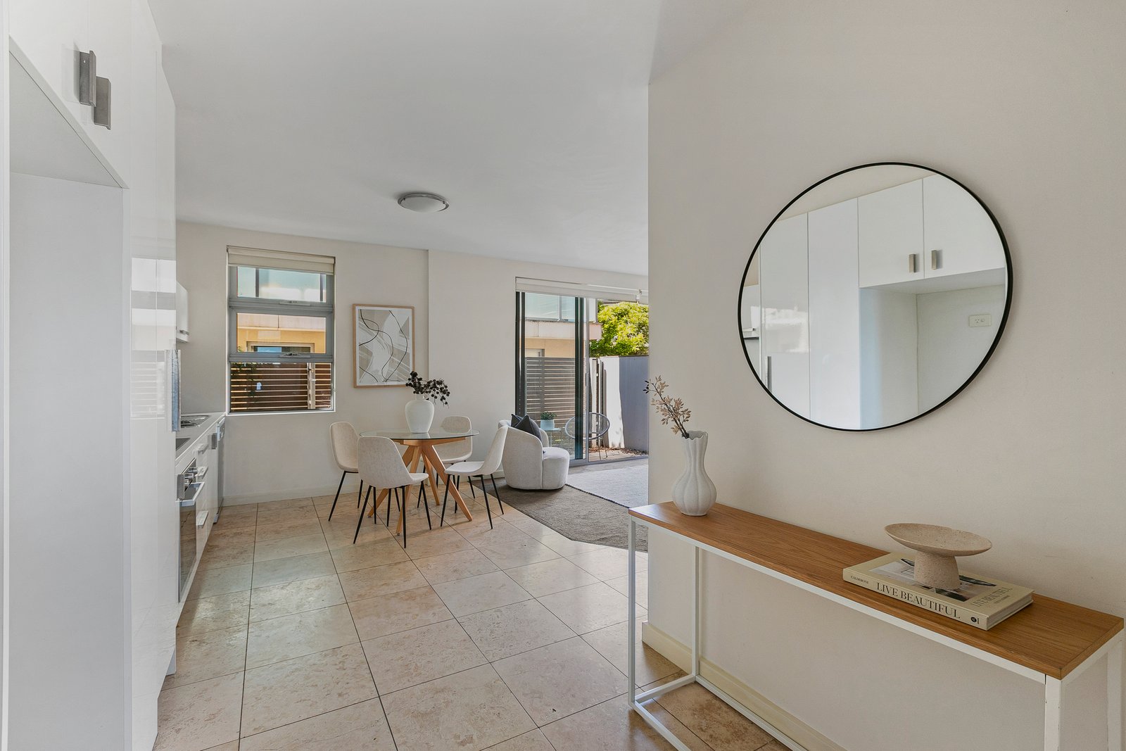Gallery: 2/189 Geelong Road