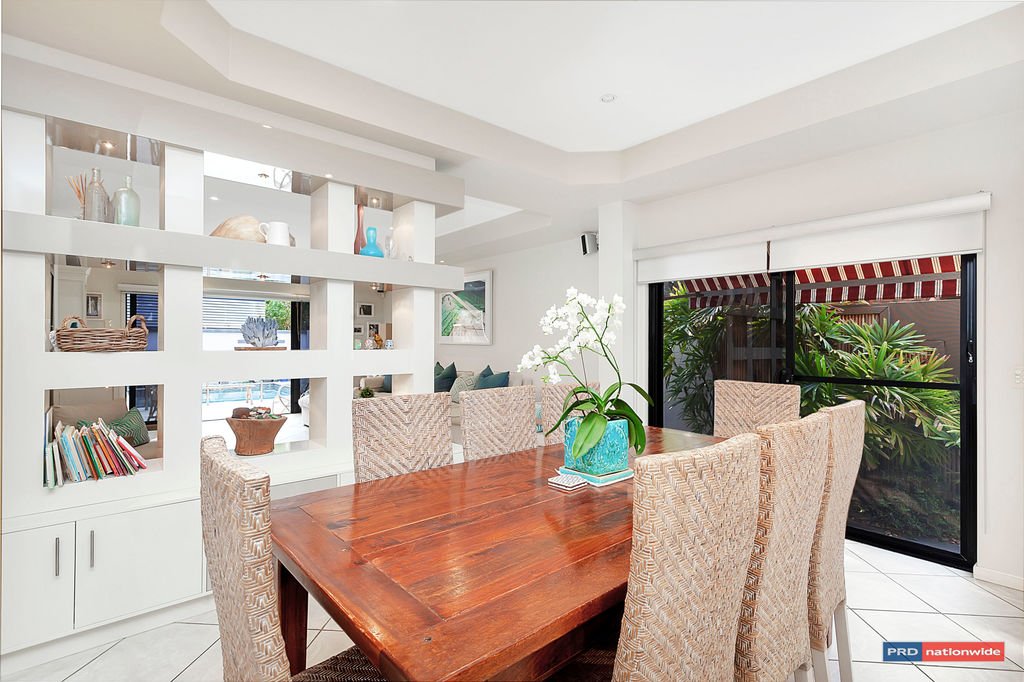 2/1890 Gold Coast Highway BURLEIGH HEADS 4