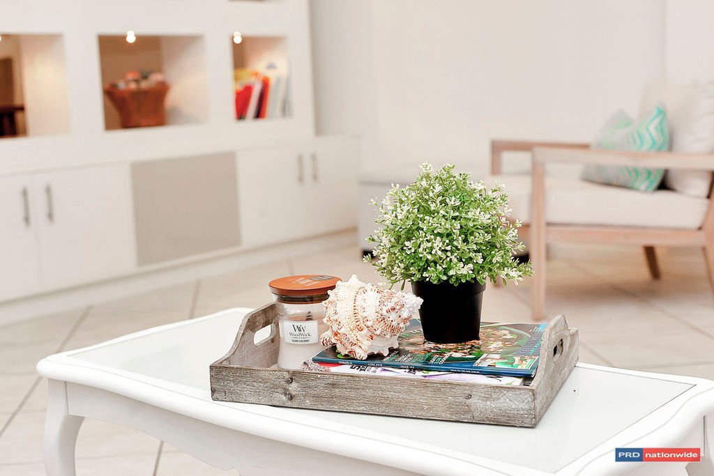 2/1890 Gold Coast Highway BURLEIGH HEADS 18