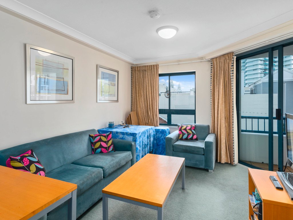 218/99 Calypso Griffith St  COOLANGATTA 4