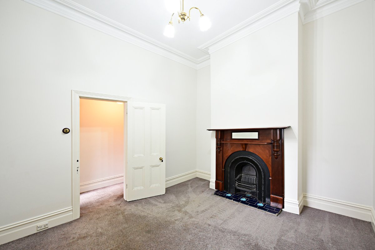 Gallery: 219 Adderley Street