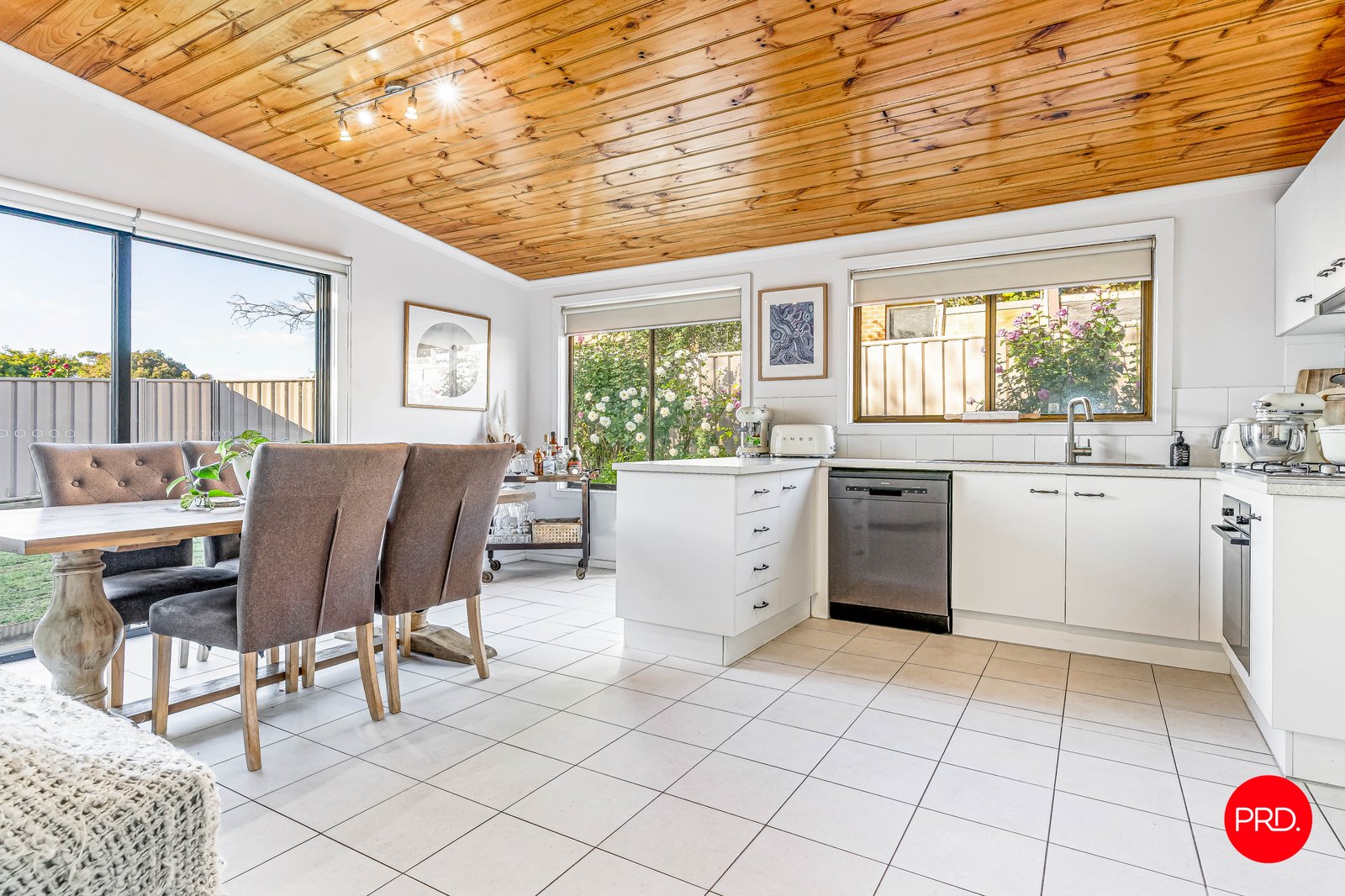 219 Allingham Street KANGAROO FLAT 5