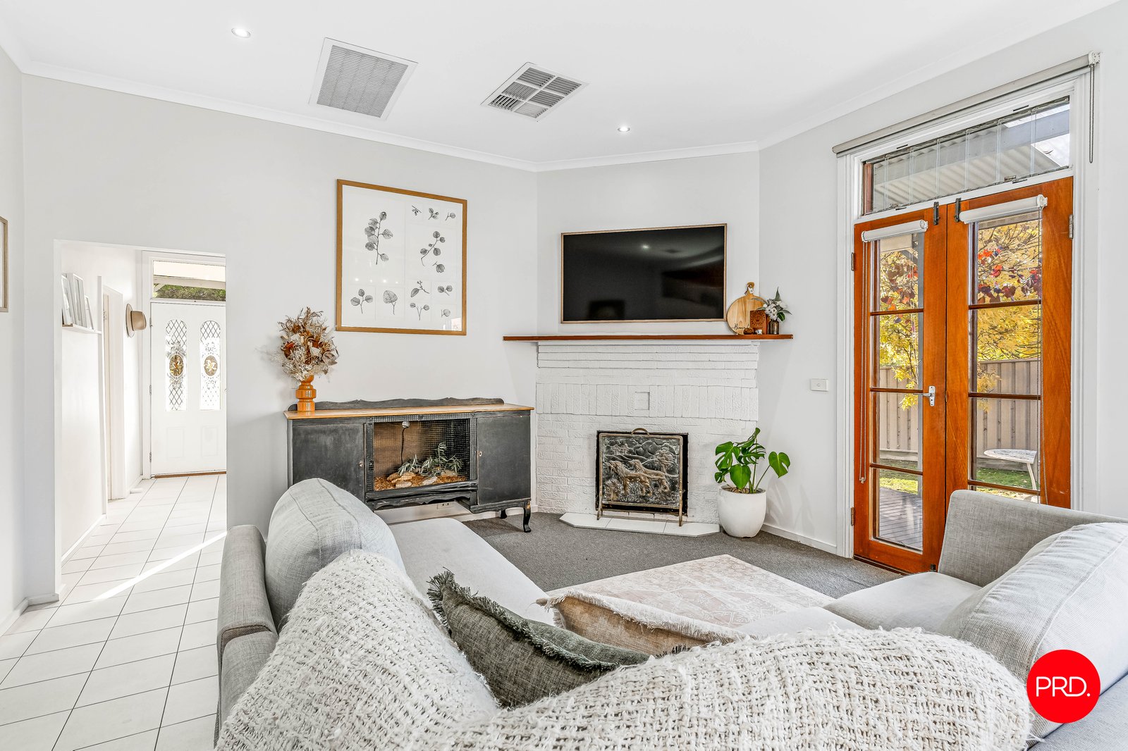 219 Allingham Street KANGAROO FLAT 7