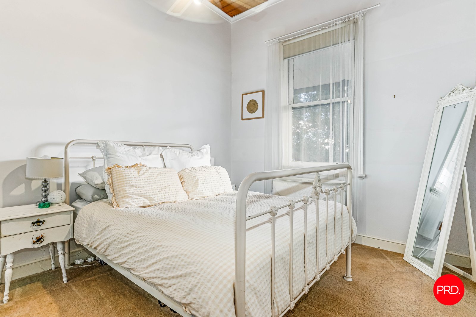 219 Allingham Street KANGAROO FLAT 10