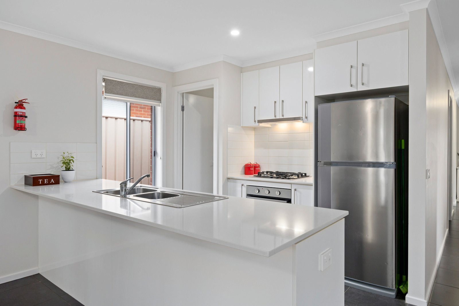 Gallery: 2/19 Beischer Street