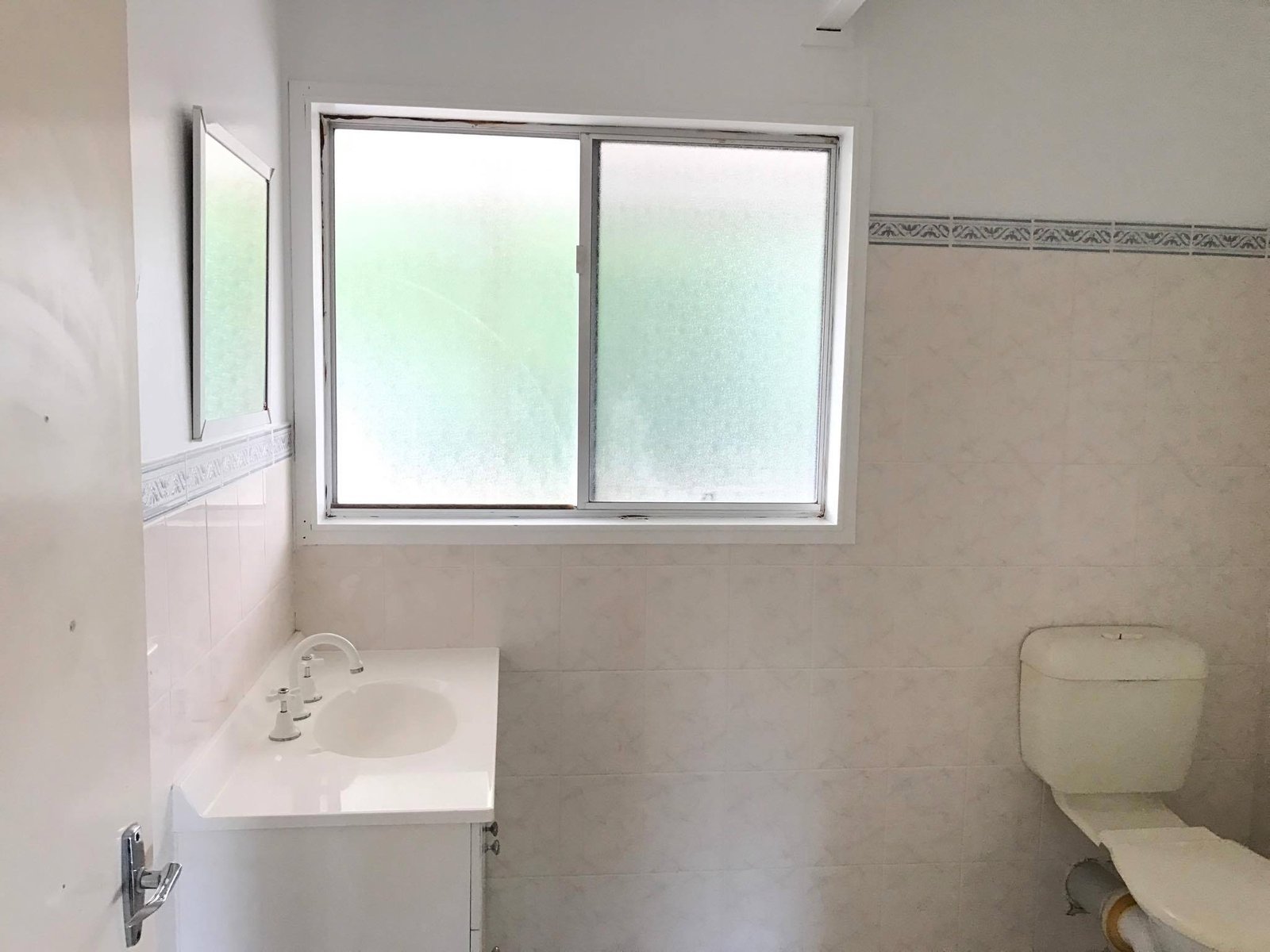 2/19 Boulder Bay Road FINGAL BAY 9