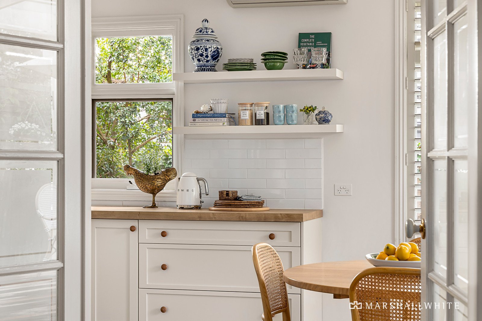 2/19 Bringa Avenue, Camberwell, VIC