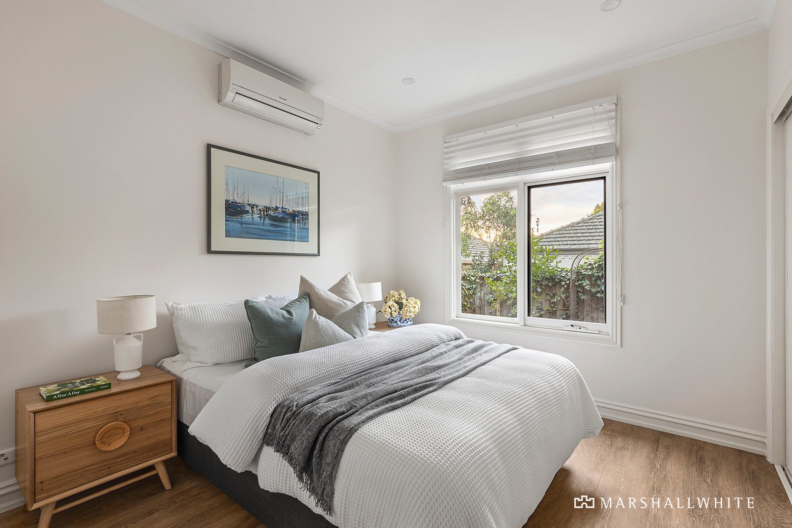 2/19 Bringa Avenue, Camberwell, VIC