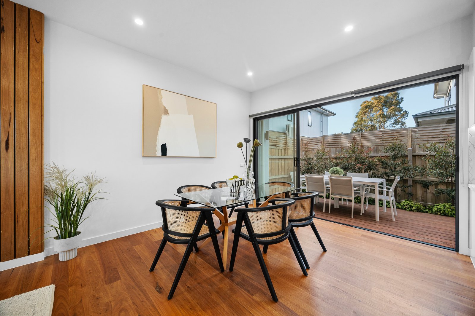 Gallery: 2/19 Brunel Road