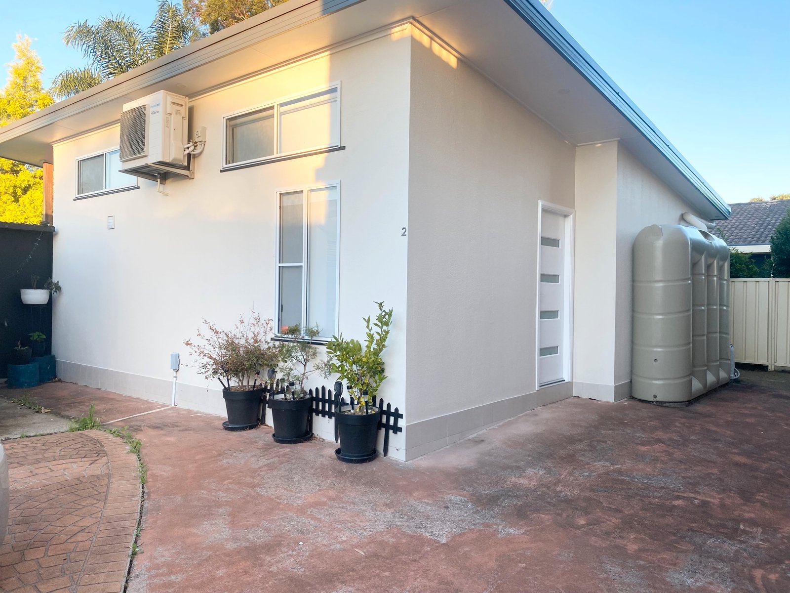 2/19 Caledonia Close SALAMANDER BAY 1