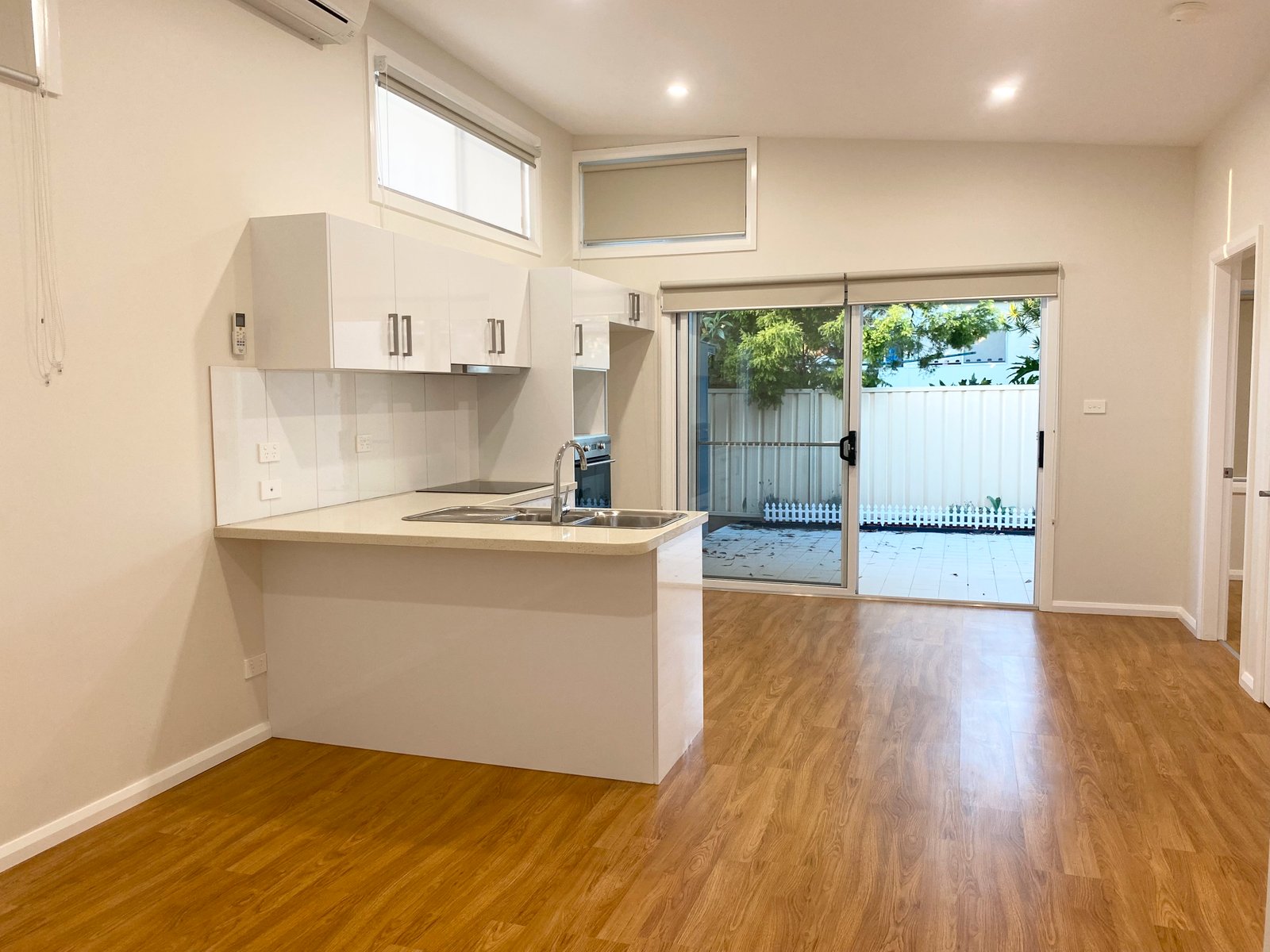 2/19 Caledonia Close SALAMANDER BAY 5