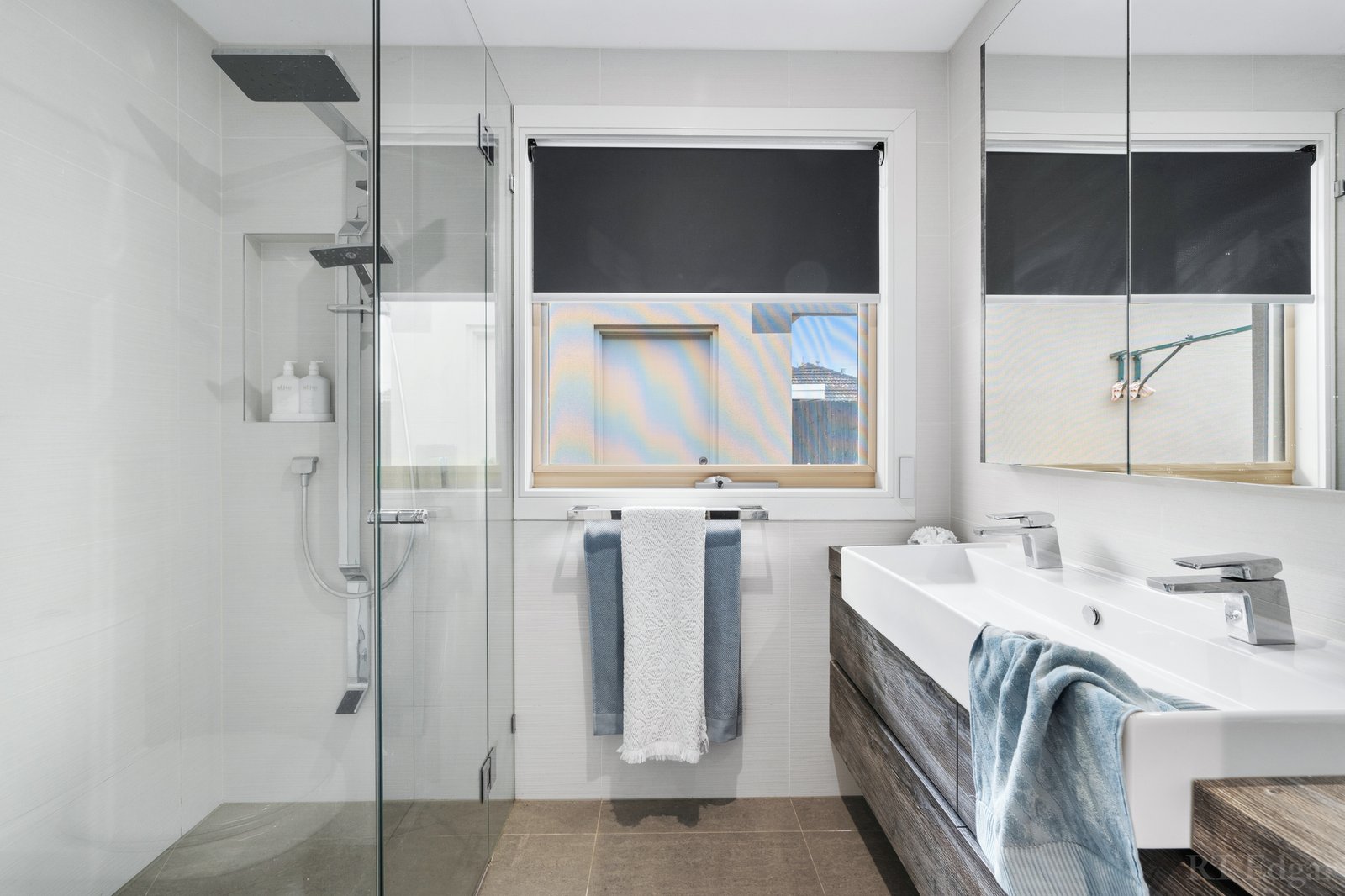 Real Estate and Property in 2/19 Devon Drive, Doncaster East, VIC