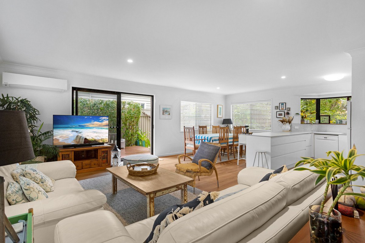 2/19 Elder Entrance Burleigh Heads 2