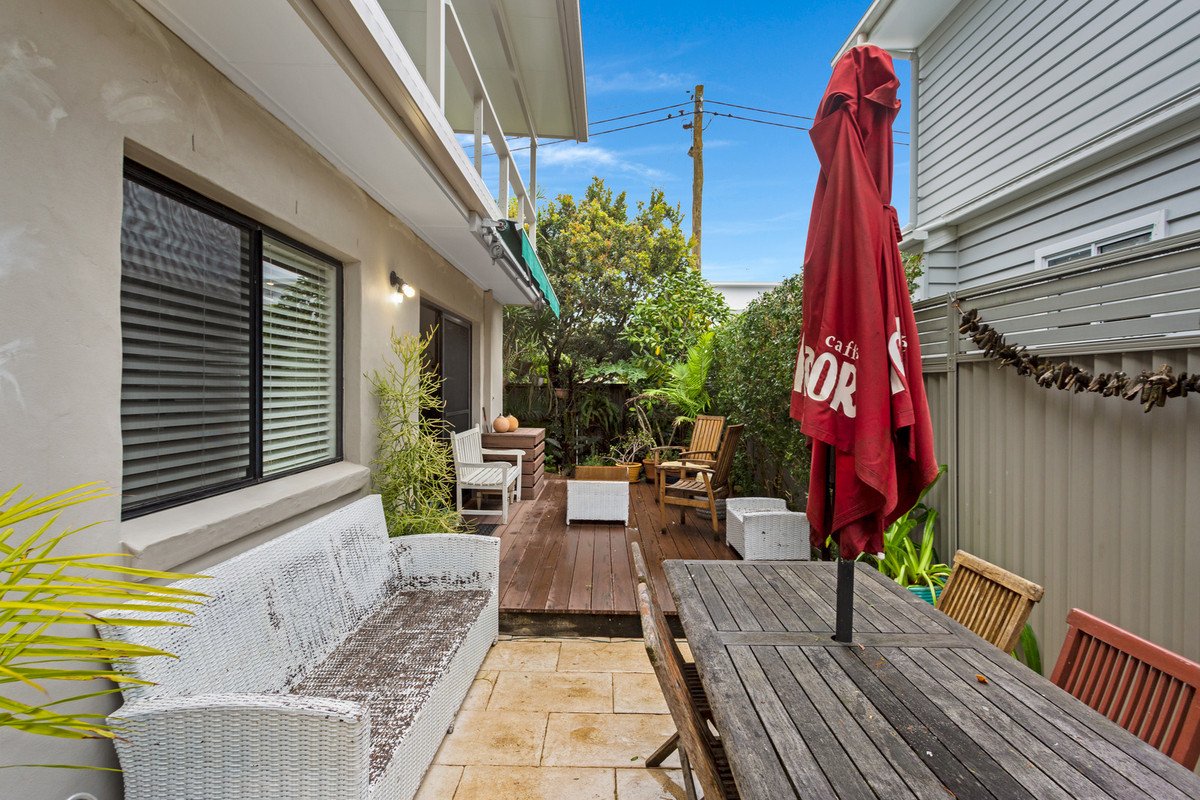 2/19 Elder Entrance Burleigh Heads 3