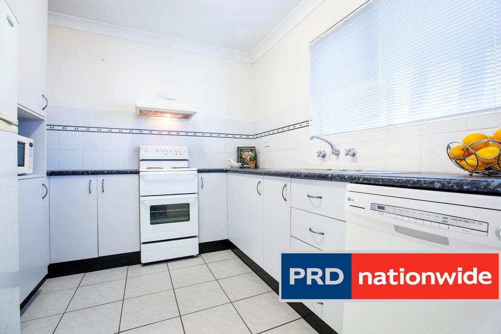 2/19 Preston Street JAMISONTOWN 3