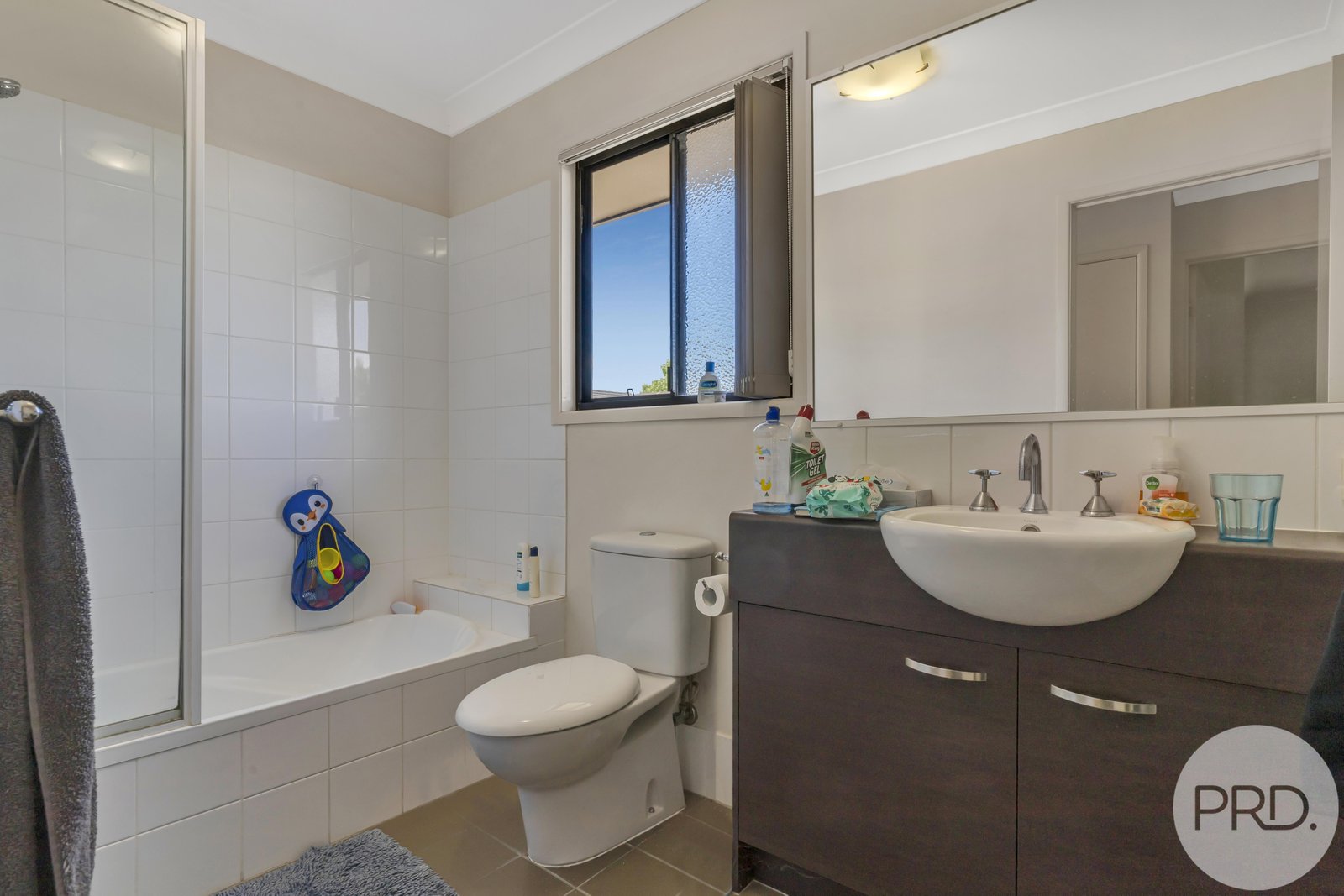 2/19 Rodway Street ZILLMERE 9