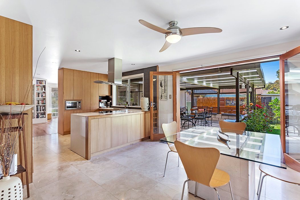 219 Sandy Point Road SALAMANDER BAY 1