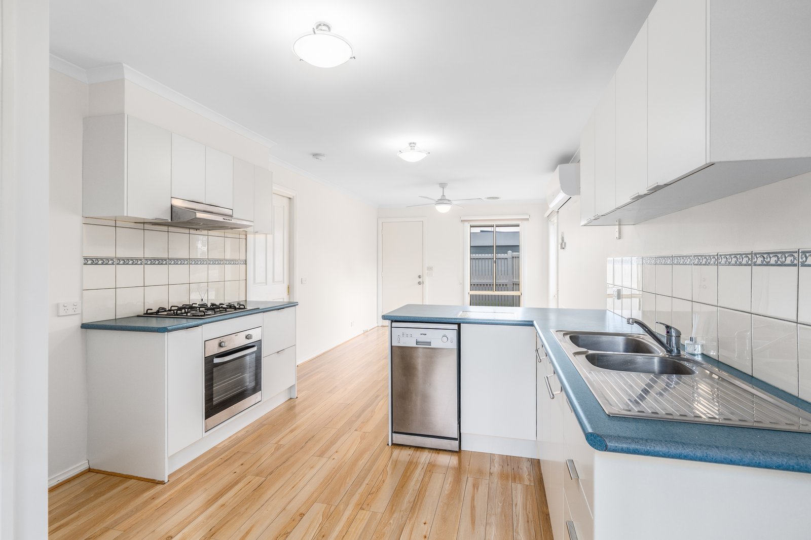 Gallery: 2/19 Stoddart Street