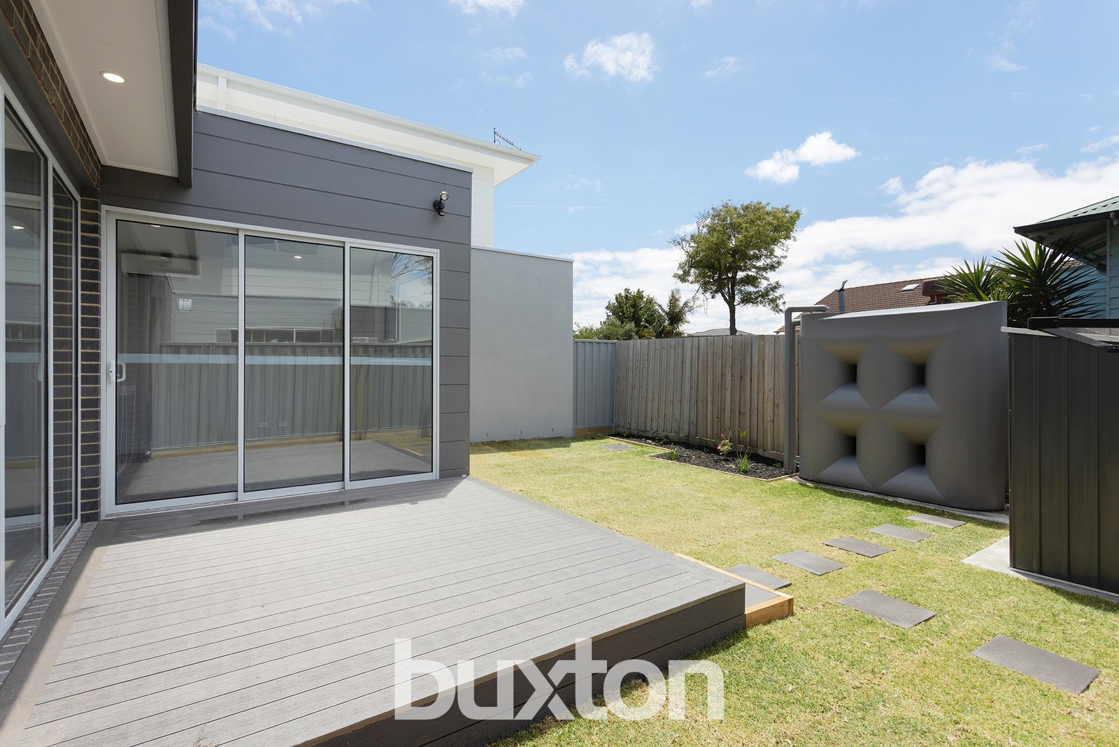 Gallery: 2/19 Swanpool Avenue