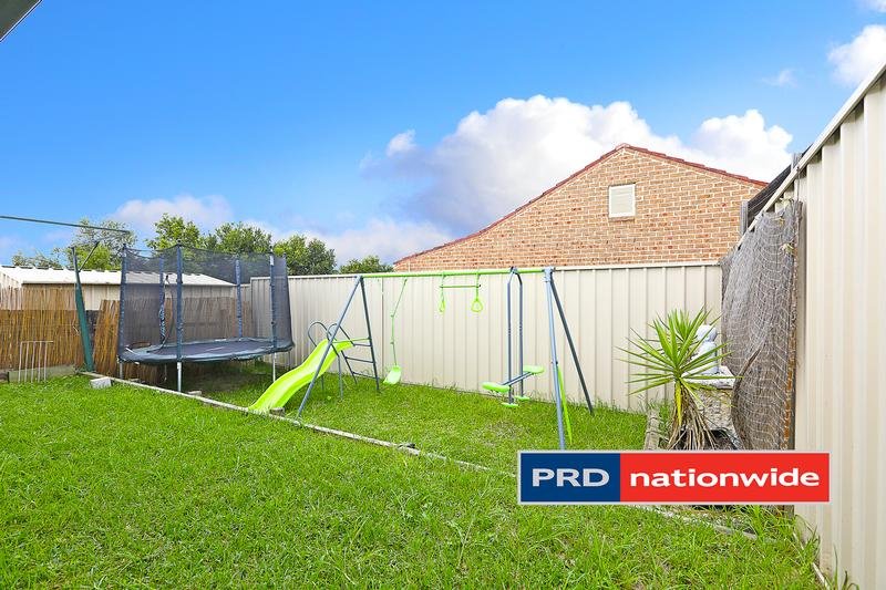 2/19 Tharkinna Close CRANEBROOK 8