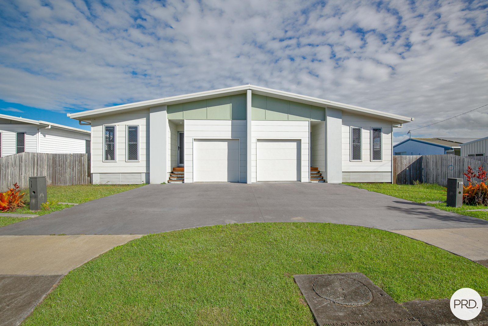 2/19 The Crescent NORTH MACKAY 2
