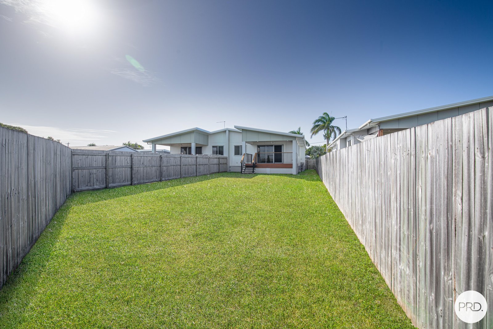 2/19 The Crescent NORTH MACKAY 14