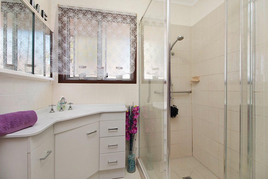 2/19 Toolona Avenue BANORA POINT 7