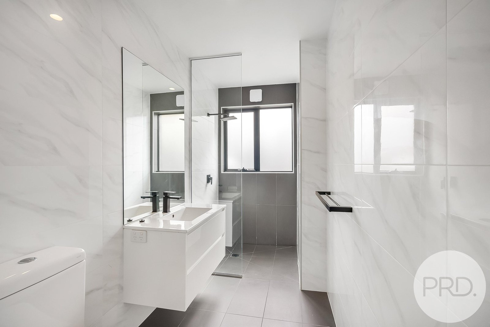 2/19 Veronica Street BELLERIVE 6