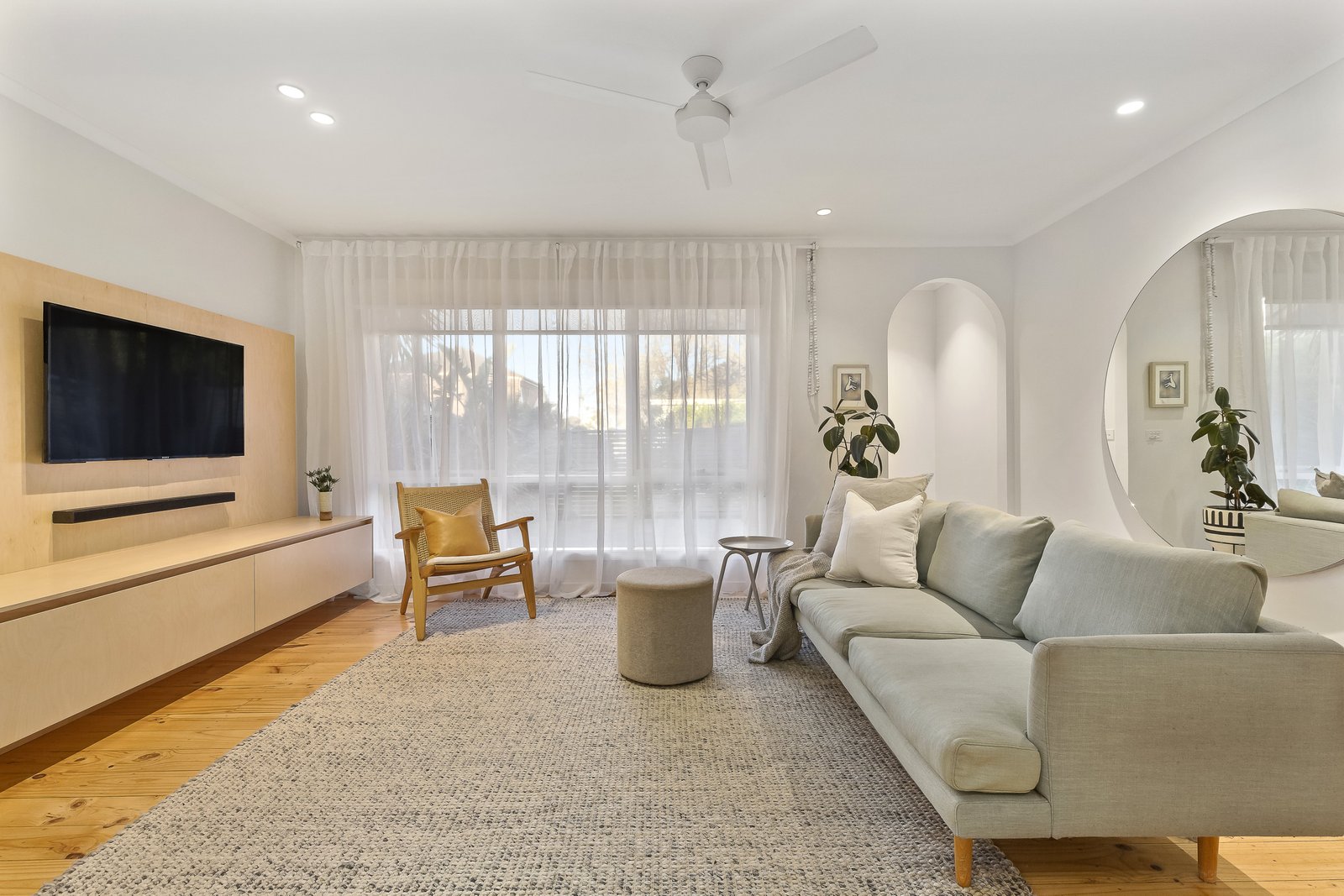 Gallery: 2/19 View Street