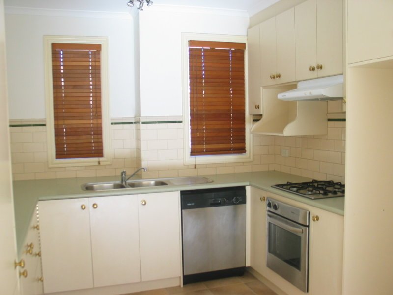 Gallery: 2/19 Waratah Street