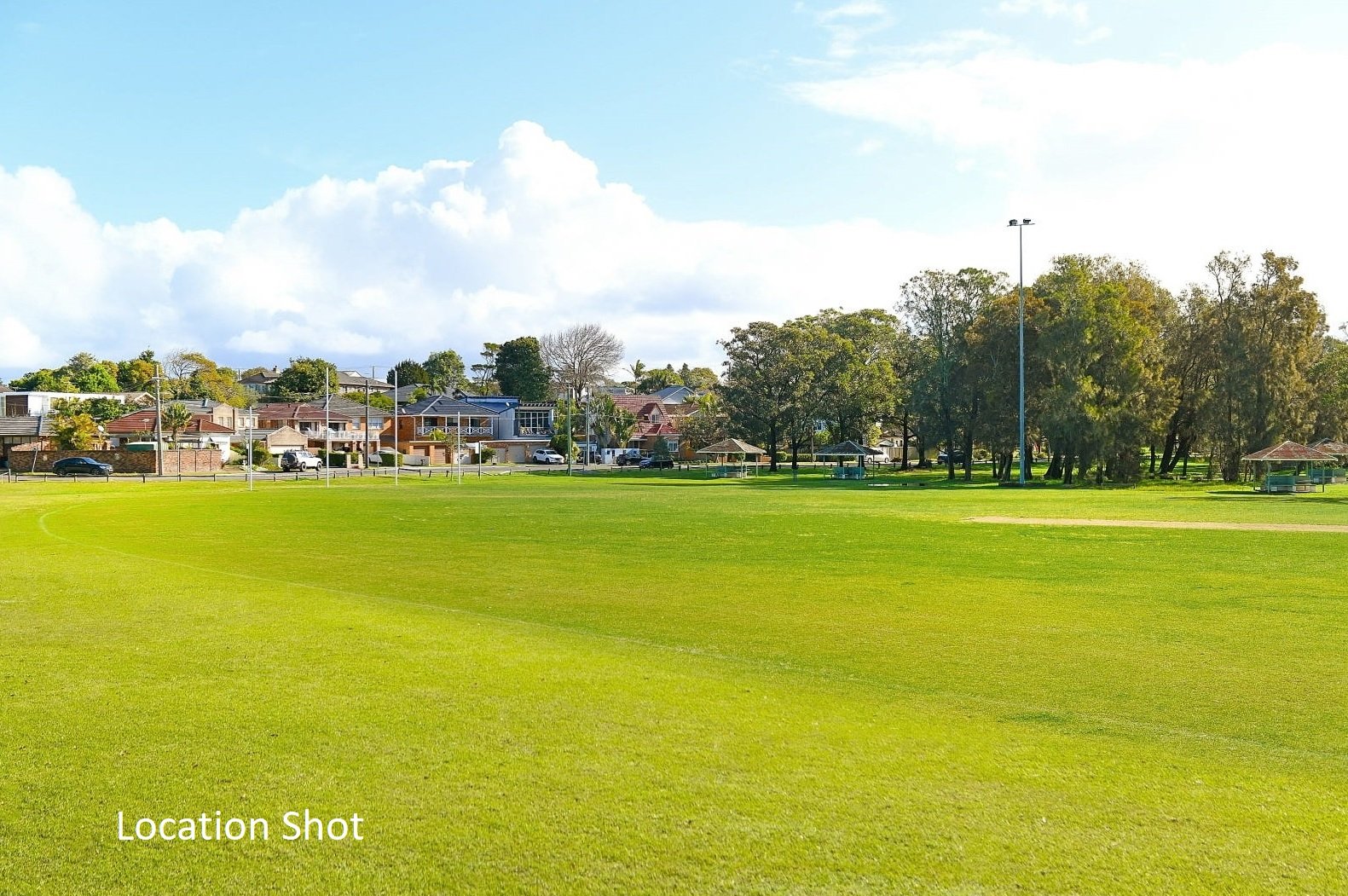 2/192 Chuter Avenue SANS SOUCI 11