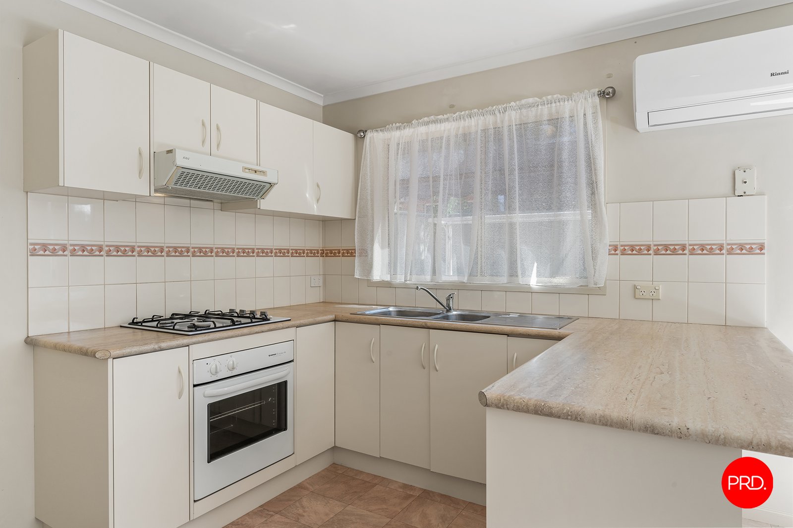 2/192 Mackenzie Street West GOLDEN SQUARE 5